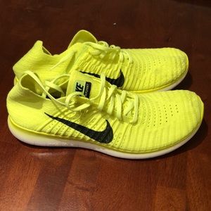Nike Free RN Flyknit